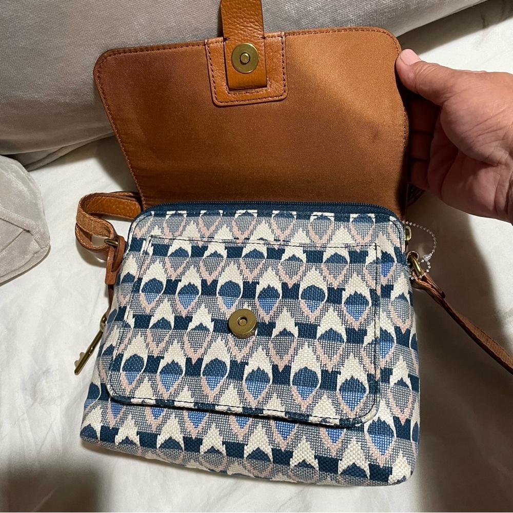 FOSSIL Kinley Ikat Small Crossbody Bag Blue Print - Picture 14 of 16
